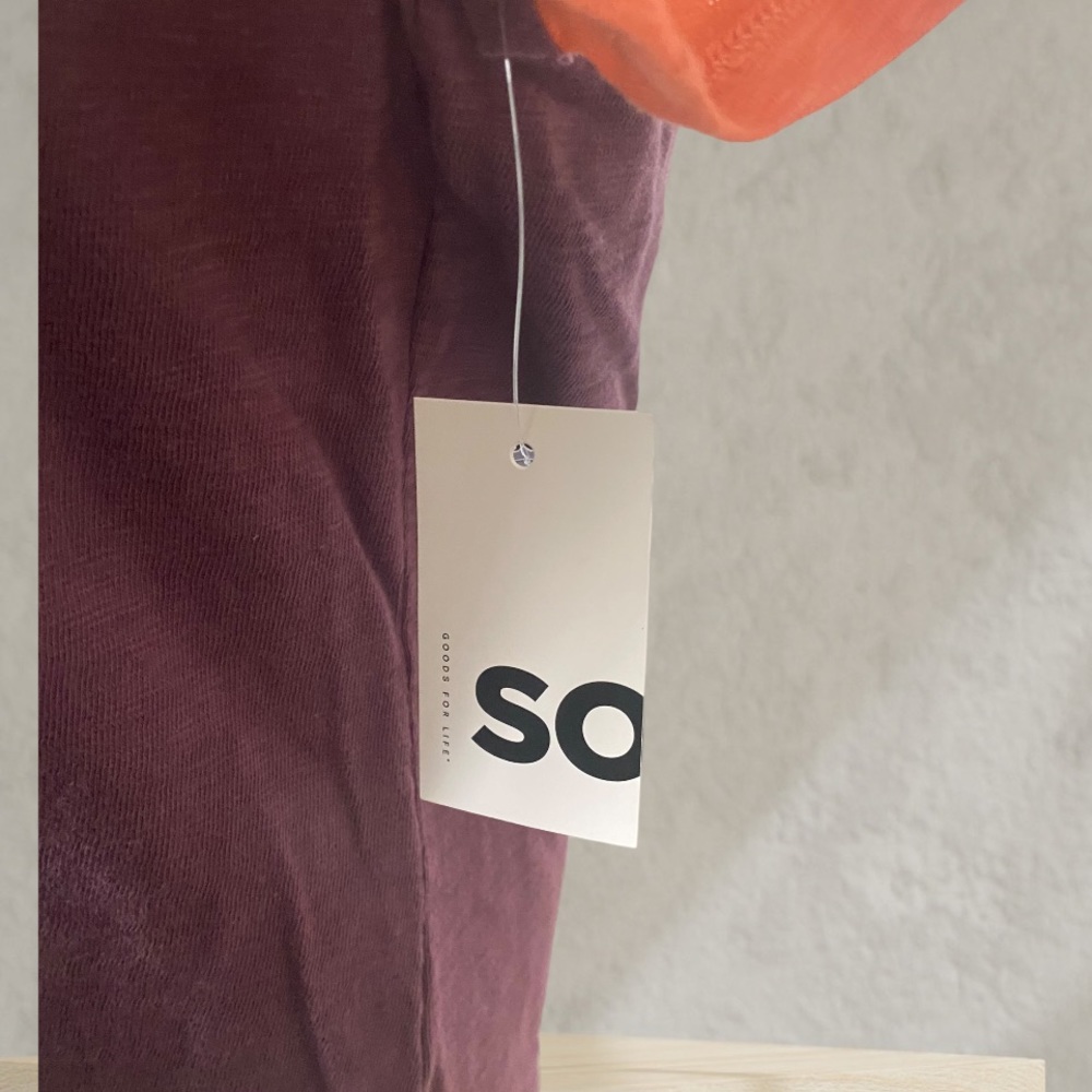 ✨NWT two tone plumb and prune tee ✨ - Picture 5 of 7